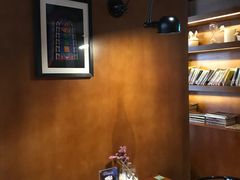 -JINNS锦时 steak&pizza(浸信会礼拜堂旧址店)