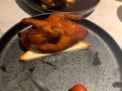 爆汁花椒脆皮乳鸽-柴门头啖汤·经典川菜·慢火汤品(锦城万达店)
