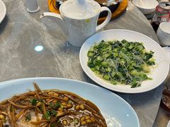 -金沙滩海鲜餐厅·海肠捞饭·手工水饺·无预制菜(梅江龙水园店)