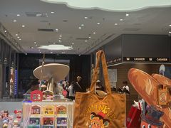 -泡泡玛特POPMART(武汉新天地南馆店)