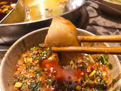 -肖肖酸萝卜鱼火锅(总店)