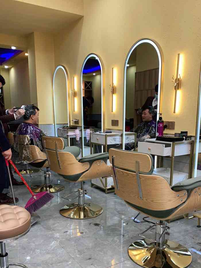 林木日式沙龙(银泰城店)-"【项目】烫发听说林华老师很有名,现在自.