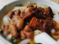 牛腩拼猪肠粉-海幢瑞芳饮食店