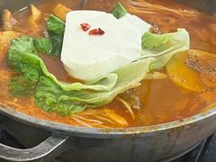 -小公洞韩式豆腐村&Q饮品铺