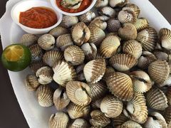 -东海岸人工湖美食村