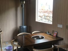 -云朵小院·石锅鱼·野生菌餐厅(蒗放店)