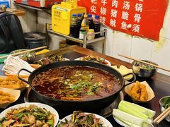 -鸿顺老铁锅美蛙鱼府(解放碑店)