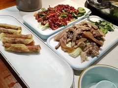 -乡土黄·鲜牛肉火锅·小龙虾(兴业街店)