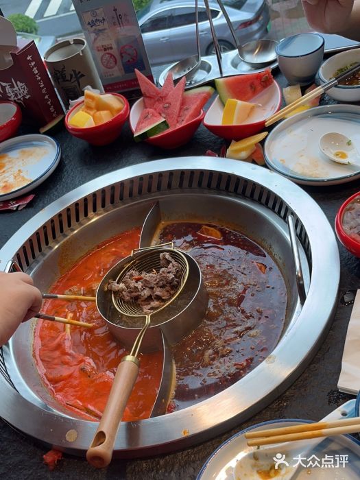 醉董牛川派鲜肉自选火锅(烟台店)图片