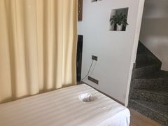 -顺则昌推按正骨理疗