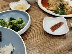 -裕记烧腊连锁餐饮(国商分店)