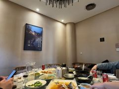 -莲餐厅·湖北菜·潜江小龙虾店(愚园路店)