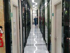 -雅致口腔门诊部(五羊邨地铁店)