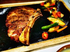 600G澳洲和牛带骨肉眼-Erman岩烧牛排(虹桥南丰城店)