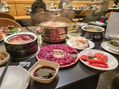 -钱小奴海鲜自助黑金店(杭州滨江龙湖店)