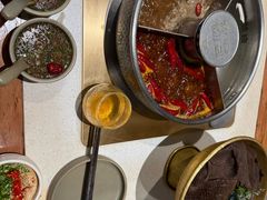 -巴奴毛肚火锅概念餐厅