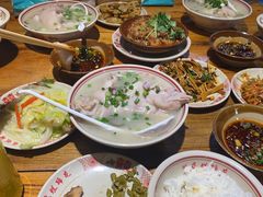 -老方桌烂蹄花川菜馆(九龙坡店)