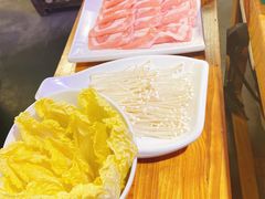 -小小河边鱼(天润城店)