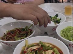 -红色湘菜馆(春风店)