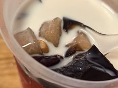 -八婆婆烧仙草(中山路店)