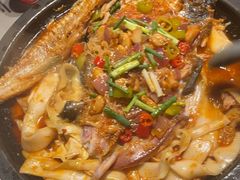 -鸣记脆皮烤鱼·海鲜烤鱼(三八广场店)
