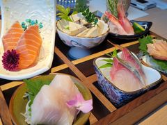 -本源食集 日式烧肉·炉端烧(东海缤纷店)