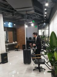 -程Studio