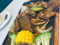 铁板黑椒牛仔骨-避风塘(江桥万达店)