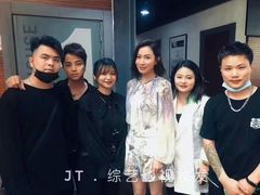 -吉田美学化妆美甲摄影培训(宁波校区)