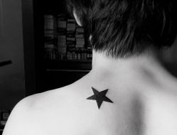 -明星刺青·洗纹身