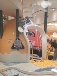 -奈尔宝家庭中心·亲子餐厅(苏州大悦城店)