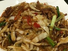 酸菜粉丝牛肉-鹿港小镇(金虹桥国际中心店)