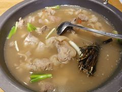 -头上红煨盐鸡·非遗院子餐厅