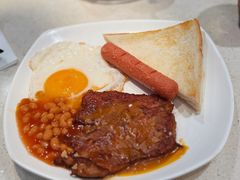 -香港新发烧腊茶餐厅(水围店)