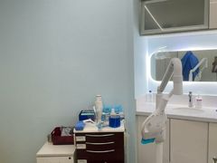 -极光口腔·矫正种植修复(锦江院区)