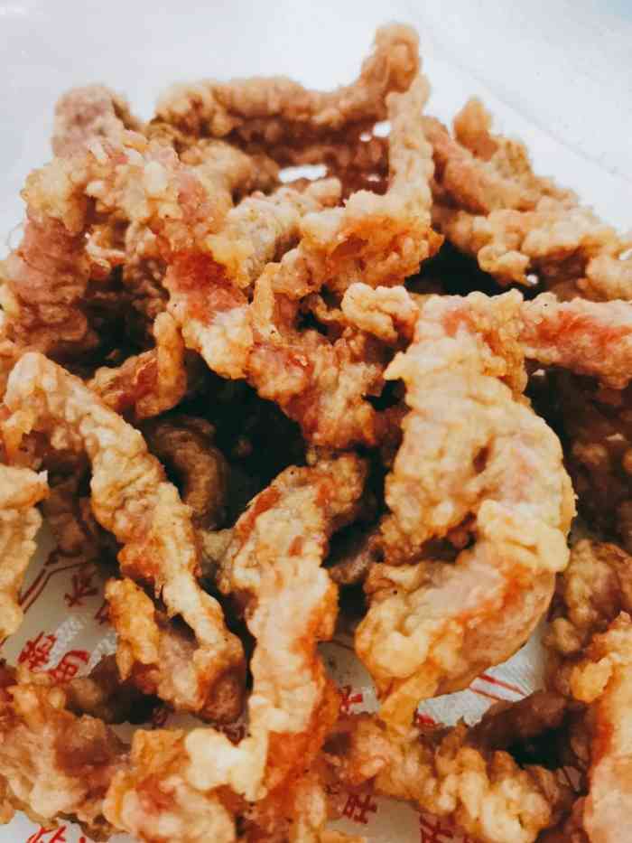 杨记广场炸肉-"今天很幸运,前面没几个人,很快就买到心怡.