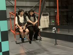 -极限PLAY运动娱乐新世界·团建派对潮玩休闲馆·室内蹦极高空游乐园