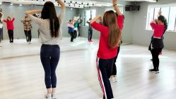 -STAR舞蹈工作室