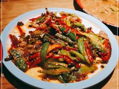-先启半步颠小酒馆(虹桥龙湖天街店)