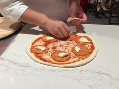 -城市大道红炉披萨烘焙坊