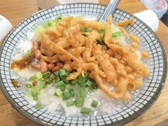 馓子豆腐脑-曾笼笼牛肉饼