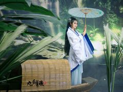 -九月鹰飞汉服摄影工作室