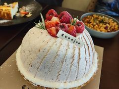 草莓帽帽芝士-evoojoo面包商店