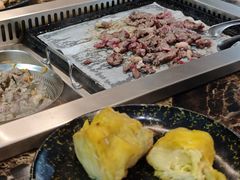 -牛里牛气· 榴莲海鲜鲜牛肉自助火锅·烤肉(横岗店)