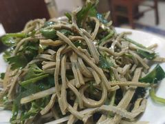 高碑店豆腐丝-老诚一锅羊蝎子(天通苑店)
