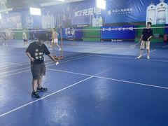 -满江春羽毛球馆