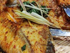 香茅草烤罗非鱼-云海肴·汽锅鸡·云南菜(天津国金汇店)