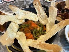 土豆熬豆角粉皮-锦绣金山人家(友谊店)