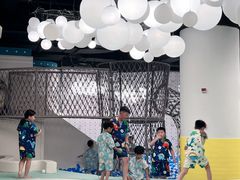 -涨巢·潮玩水疗局