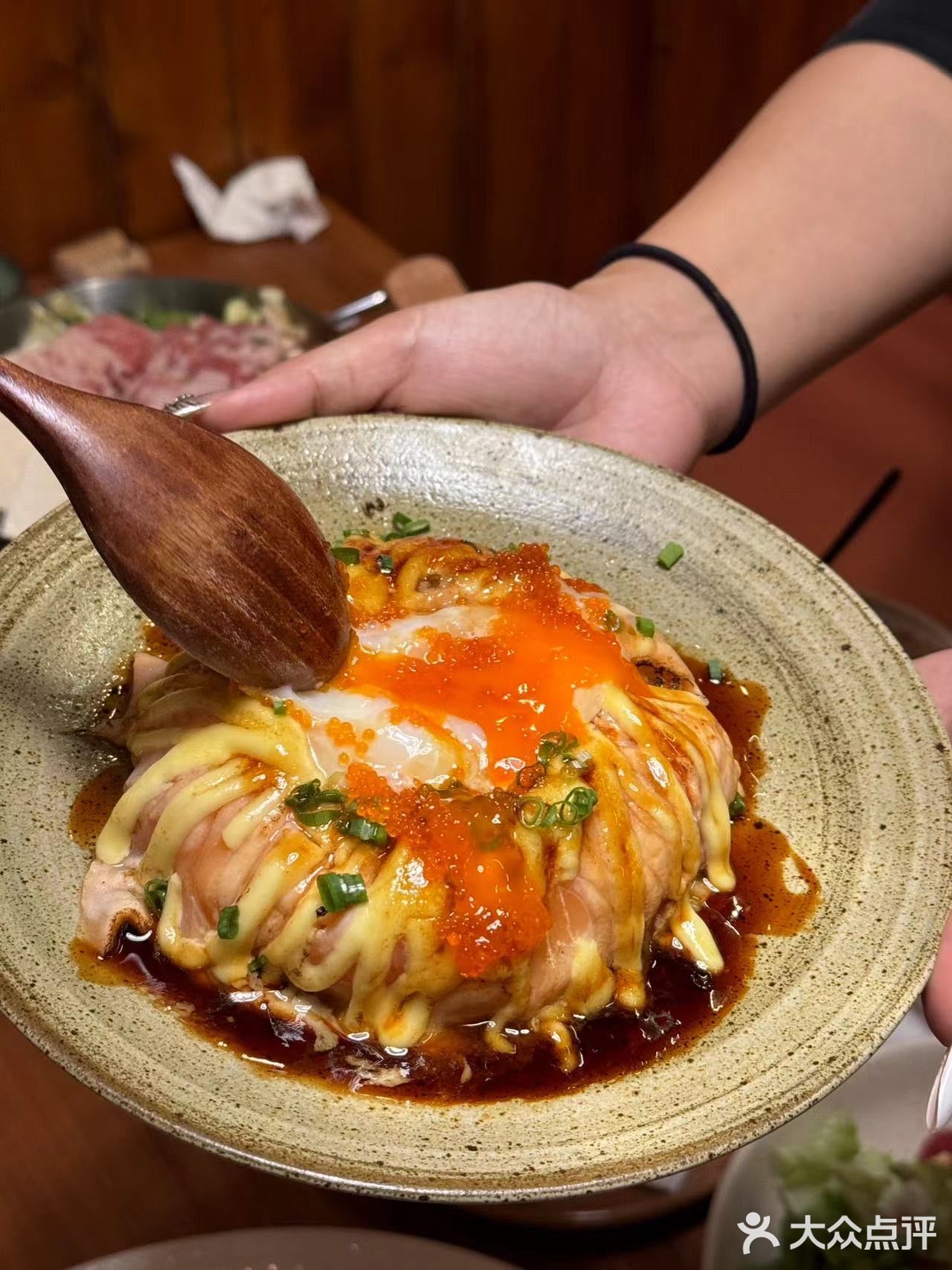 为了这口三文鱼熔岩饭也要再来一趟飞牛町